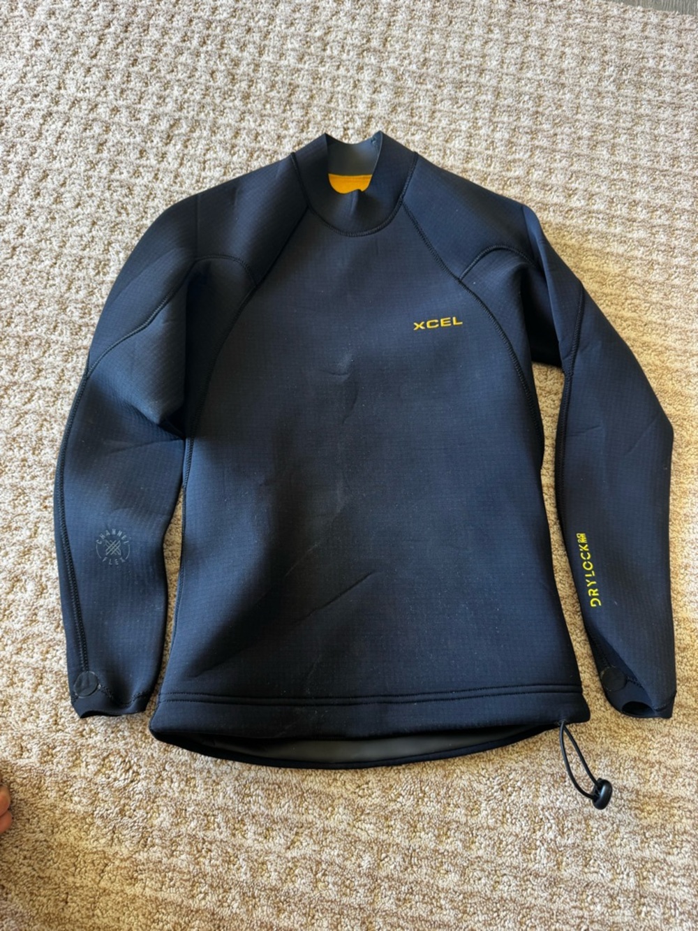 Xcel Men's Drylock Long Sleeve 2mm Wetsuit Jacket size Medium